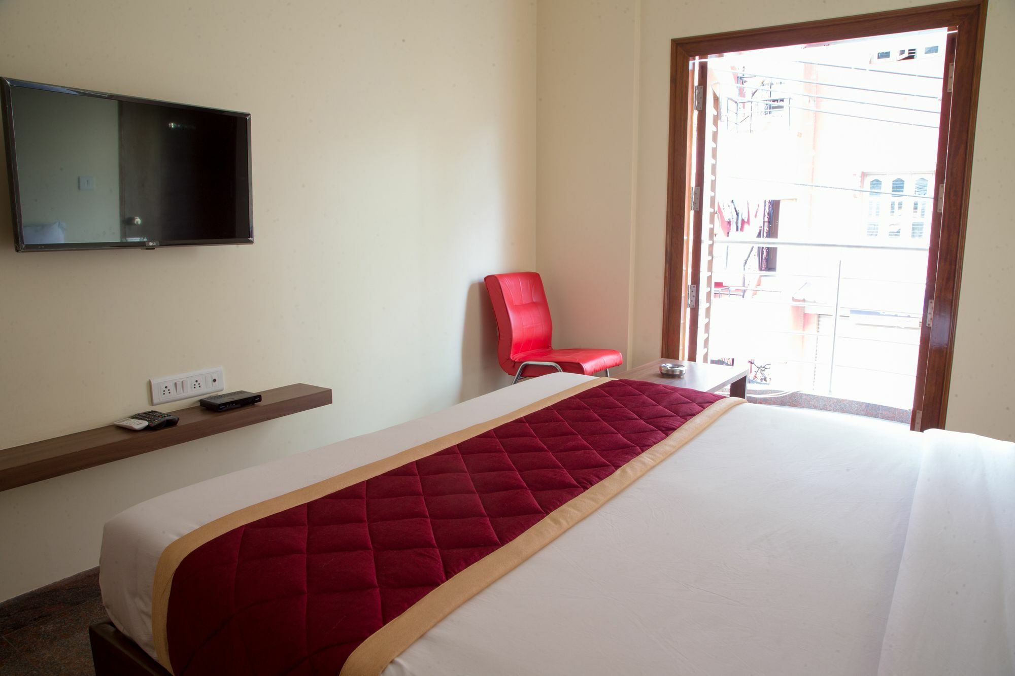 Hotel O Champion Comfort Near Hosahalli Metro Station Bangalore Exterior photo